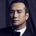 娇妻趴跪掀裙子光屁股姜罚